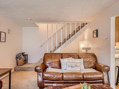 2547 Warner Ave, Enumclaw, WA 98022 photo 8