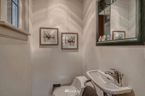 1896 E Hamlin St, Seattle, WA 98112 photo 15