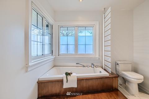 1896 E Hamlin St, Seattle, WA 98112 photo 19