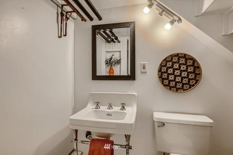 1896 E Hamlin St, Seattle, WA 98112 photo 26
