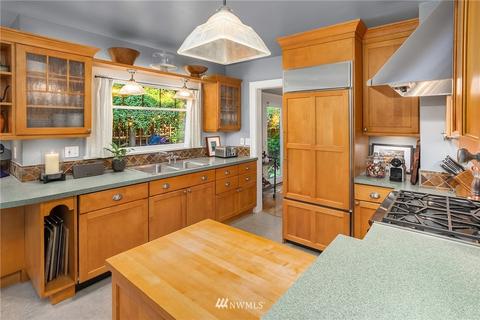 2272 E Howe St, Seattle, WA 98112 photo 11