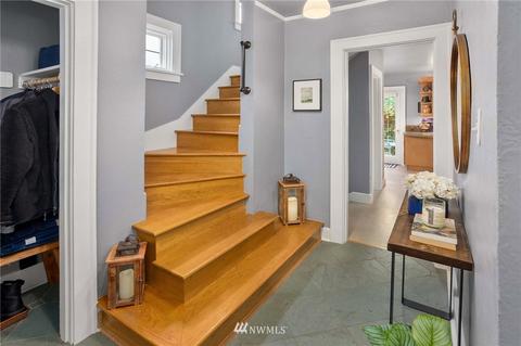 2272 E Howe St, Seattle, WA 98112 photo 4