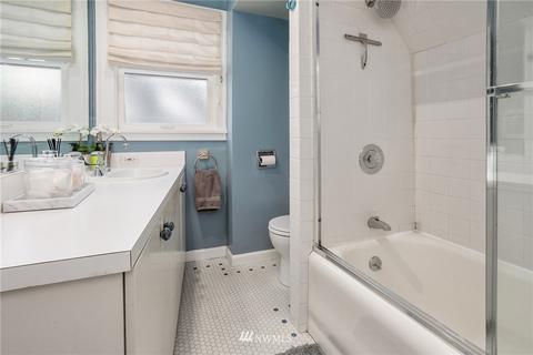 2272 E Howe St, Seattle, WA 98112 photo 19