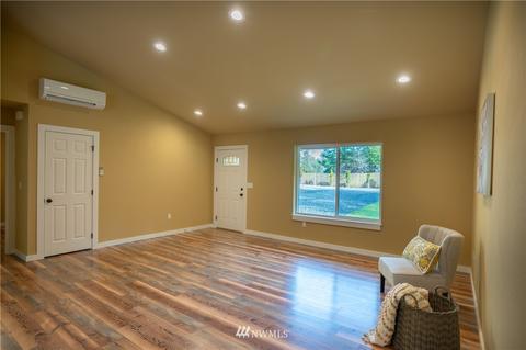311 E Mclane Cove Dr, Grapeview, WA 98546 photo 3