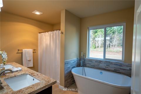 311 E Mclane Cove Dr, Grapeview, WA 98546 photo 13