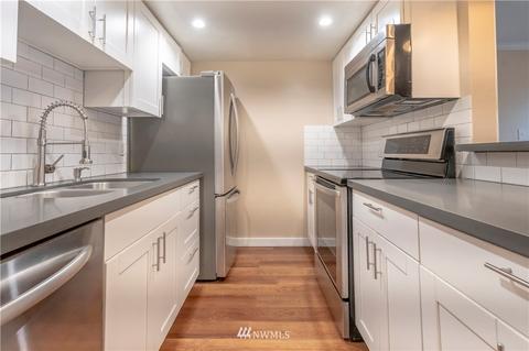 3425 Colby #201, Everett, WA 98201 photo 2