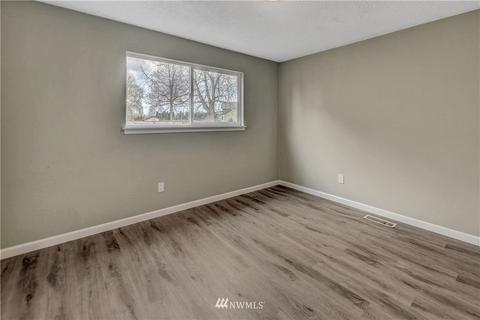 1021 Warner Ave, Enumclaw, WA 98022 photo 13