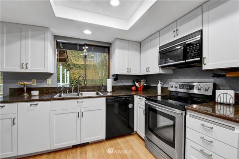 22217 61st Ave SE, Bothell, WA 98021 photo 10