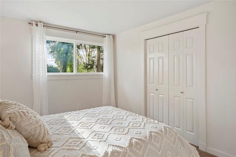 10823 NE 154th Ct, Bothell, WA 98011 photo 16