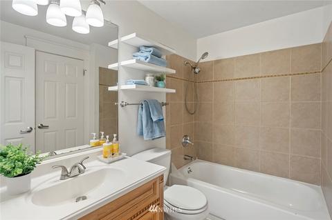 10823 NE 154th Ct, Bothell, WA 98011 photo 17
