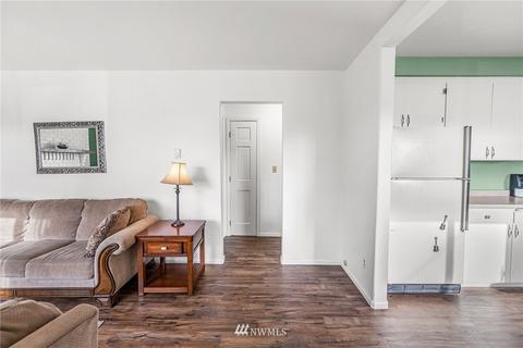 2409 8th St, Everett, WA 98201 photo 2