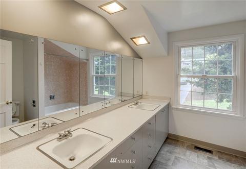 19207 104th Ave NE, Bothell, WA 98011 photo 32