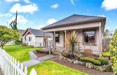 1322 E Marine View Dr, Everett, WA 98201 photo 3
