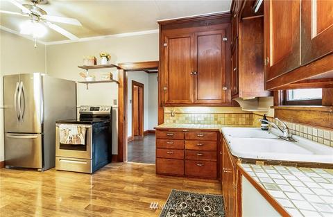 1322 E Marine View Dr, Everett, WA 98201 photo 21