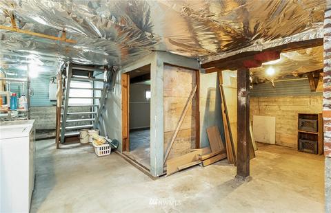 1322 E Marine View Dr, Everett, WA 98201 photo 30