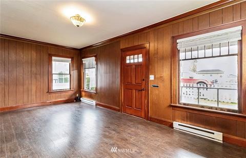 1322 E Marine View Dr, Everett, WA 98201 photo 7