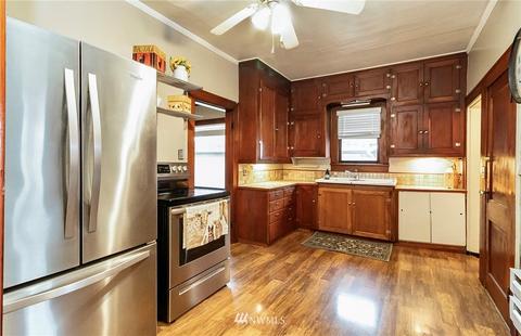1322 E Marine View Dr, Everett, WA 98201 photo 18