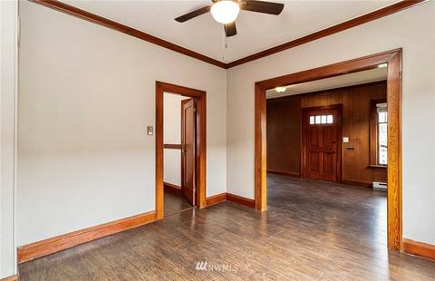 1322 E Marine View Dr, Everett, WA 98201 photo 14
