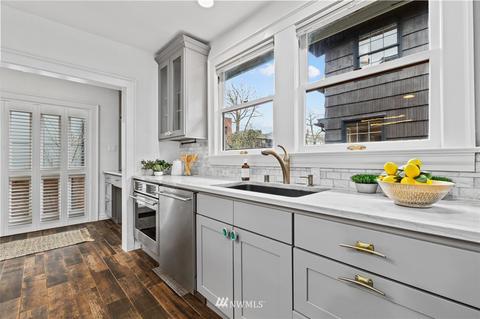 719 10th Ave E, Seattle, WA 98102 photo 13
