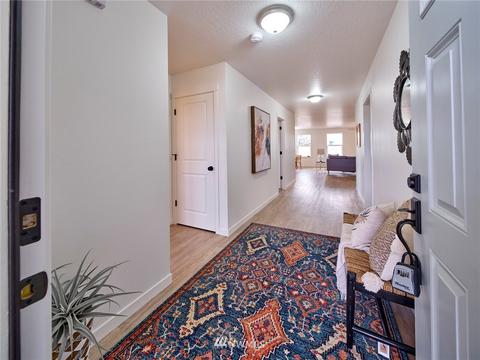 409 Cardinal Ave, Winlock, WA 98596 photo 3