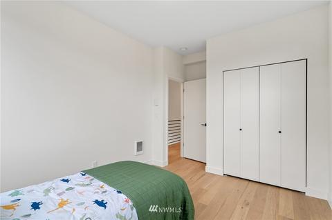 217 23rd Ave E, Seattle, WA 98112 photo 26