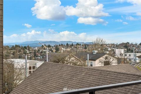 217 23rd Ave E, Seattle, WA 98112 photo 16