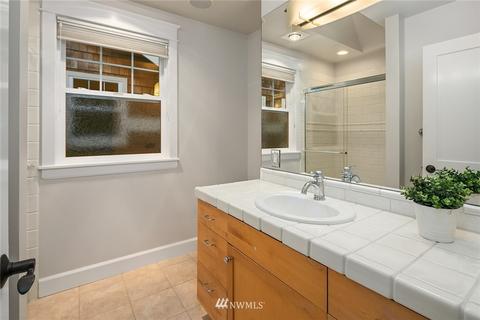 511 16th Ave E, Seattle, WA 98112 photo 14