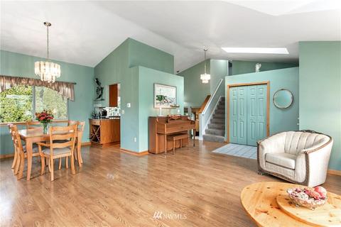 13712 56th Dr SE, Everett, WA 98208 photo 2