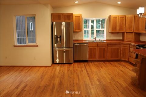 4051 E Grapeview Loop Rd, Grapeview, WA 98546 photo 5