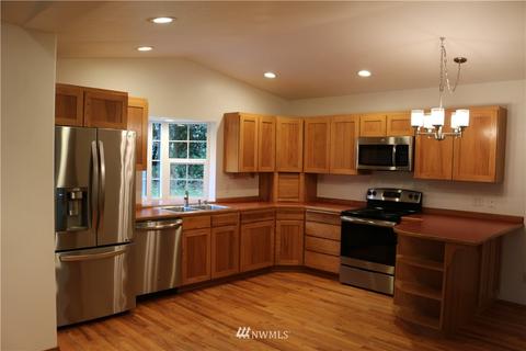 4051 E Grapeview Loop Rd, Grapeview, WA 98546 photo 2