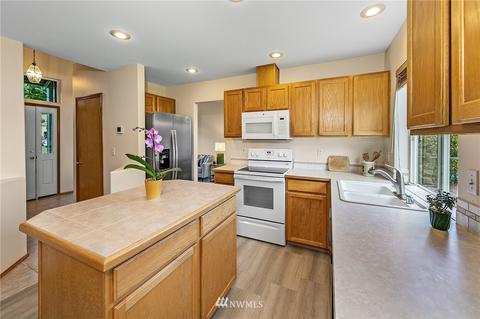 14211 28th Dr SE, Mill Creek, WA 98012 photo 8