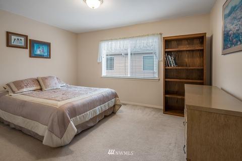 2422 195th St SE #B, Bothell, WA 98012 photo 16
