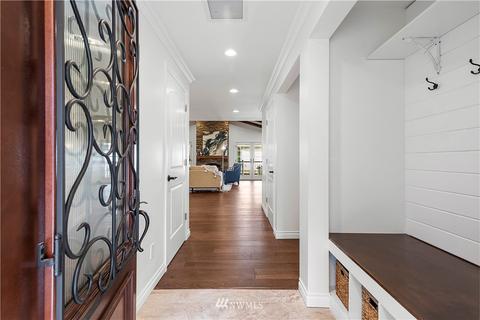 20828 Hillcrest Pl, Edmonds, WA 98026 photo 3