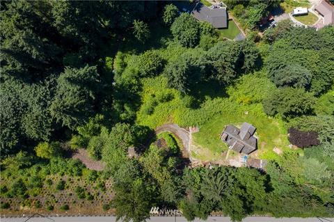 11403 E Riverside Dr, Bothell, WA 98011 photo 2