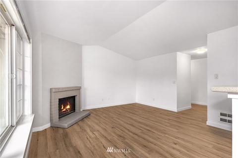 12404 E Gibson Rd #C201, Everett, WA 98204 photo 5