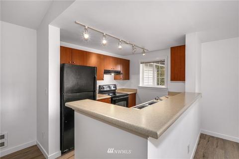 12404 E Gibson Rd #C201, Everett, WA 98204 photo 10
