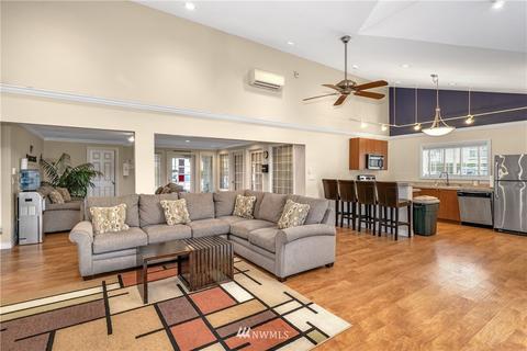 12404 E Gibson Rd #C201, Everett, WA 98204 photo 26
