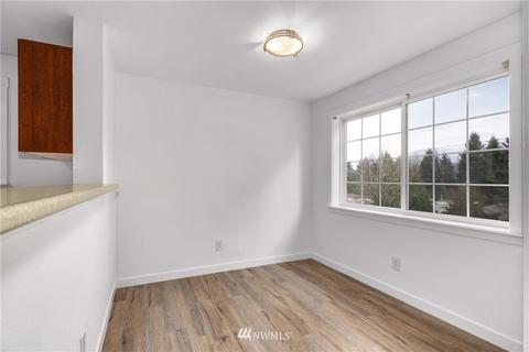 12404 E Gibson Rd #C201, Everett, WA 98204 photo 7