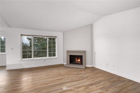 12404 E Gibson Rd #C201, Everett, WA 98204 photo 4