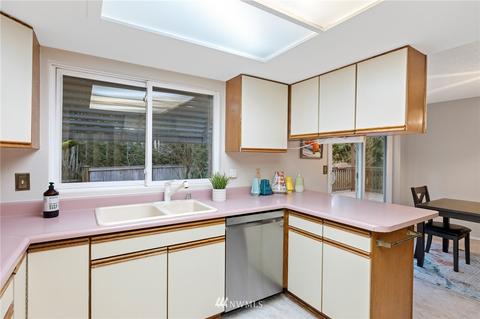 22430 1st Dr SE, Bothell, WA 98021 photo 7