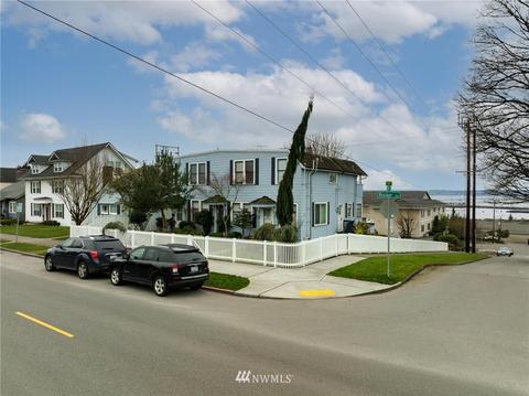 2402 Rucker Ave, Everett, WA 98201 photo 2
