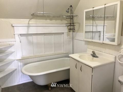 2402 Rucker Ave, Everett, WA 98201 photo 11