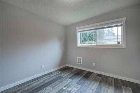 19521 1st Dr SE, Bothell, WA 98012 photo 11