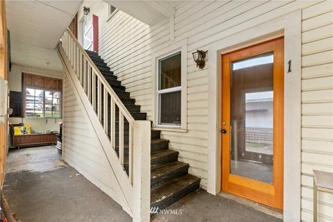 906 E Marine View Dr, Everett, WA 98201 photo 3