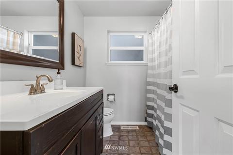 8439 NE 177th St, Bothell, WA 98011 photo 28