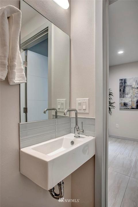 930 25th Ave, Seattle, WA 98122 photo 11