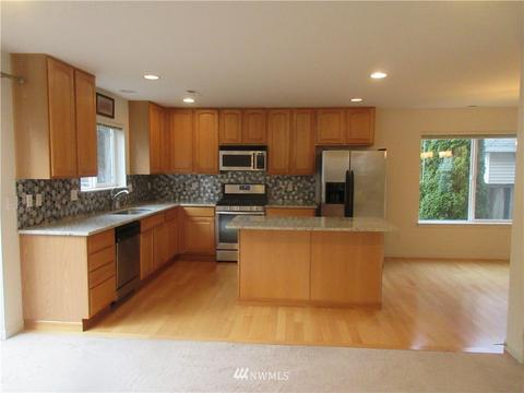 15330 35th Dr SE, Bothell, WA 98012 photo 3