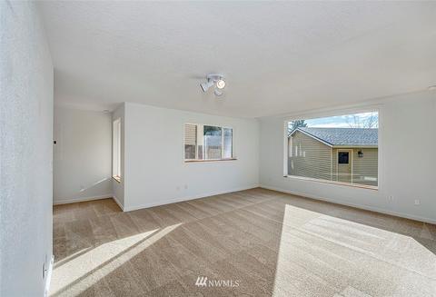 201 93rd St SE, Everett, WA 98208 photo 4
