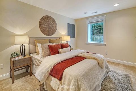 2008 E Aloha St, Seattle, WA 98112 photo 31