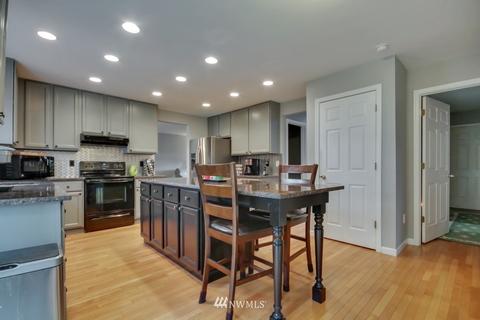 15203 87th Street Ct E, Puyallup, WA 98372 photo 3